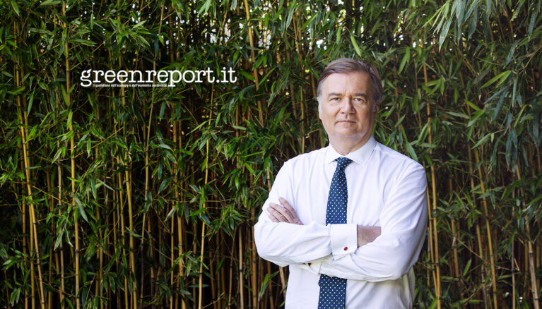 Ecco come rispondere allo shock energetico: la prima azione è installare 20 GW di rinnovabili all’anno